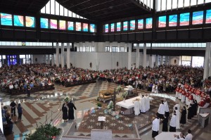 L'interno del Santuario di San Gabriele